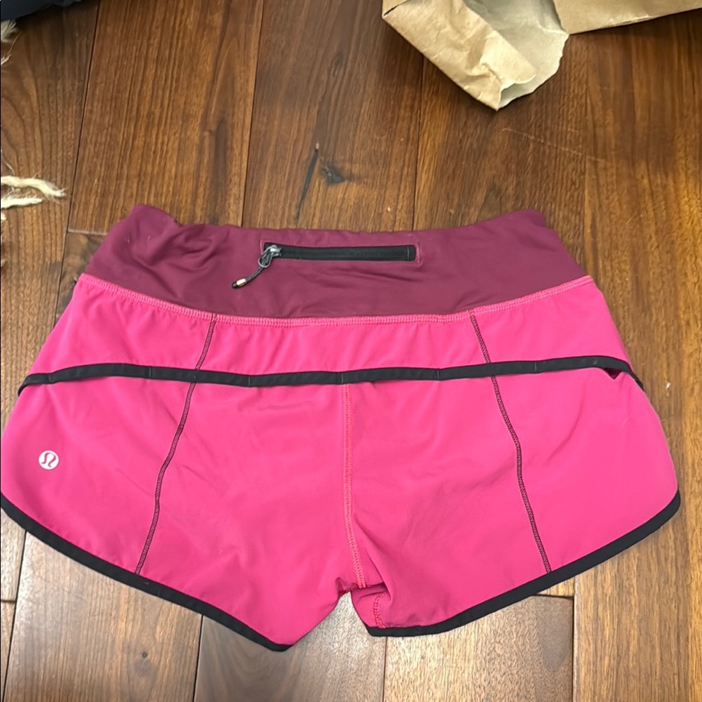 lululemon athletica - Picture 2 of 3